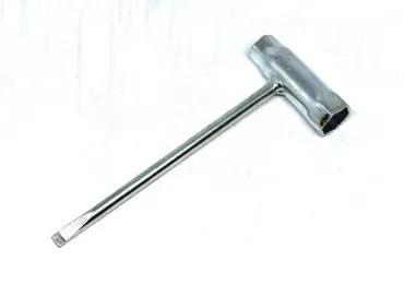 Kombi kľúč 13 mm x 19 mm pre motorové pily Stihl 026 044 046 064 065 066 MS170 MS180 MS250 MS260 MS360 MS361 MS380 MS440 MS441 MS460 MS461 MS640 Kombi kľúč 13 mm x 19 mm pre motorové pily Stihl 026 044 046 064 065 066 MS170 MS180 MS250 MS260 MS360 MS361 MS380 MS440 MS441 MS460 MS461 MS640