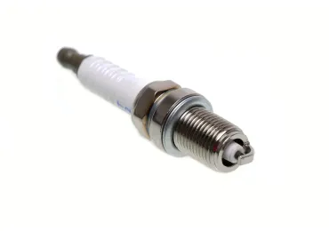 Zapaľovacia sviečka Everest pre záhradné traktory (NGK BCPR5ES Briggs&Stratton 992306 Brisk DR17YC) Zapaľovacia sviečka Everest pre záhradné traktory (NGK BCPR5ES Briggs&Stratton 992306 Brisk DR17YC)